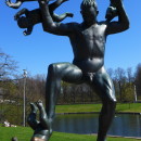 Walking around Vigeland Park