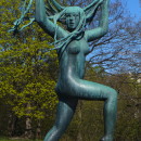 Walking around Vigeland Park